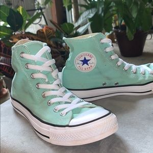 🌼HIGH TOP CONVERSE🌟🌟